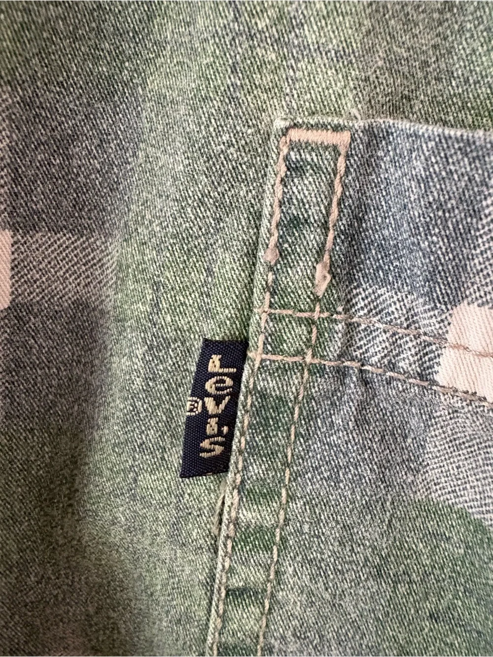 vintage Levi's button-down worker shirt distinctive green and white cris cross - Picture 9 of 13